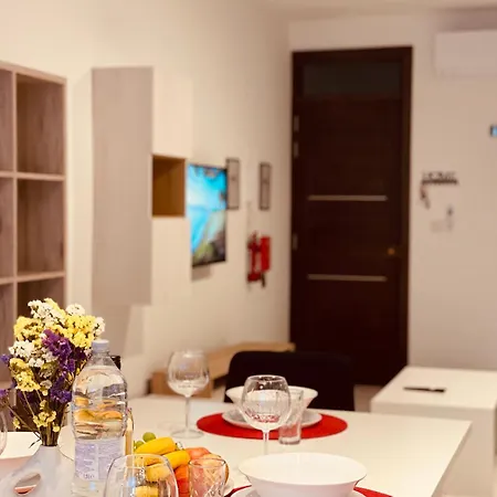 4 Diego Court Appartement